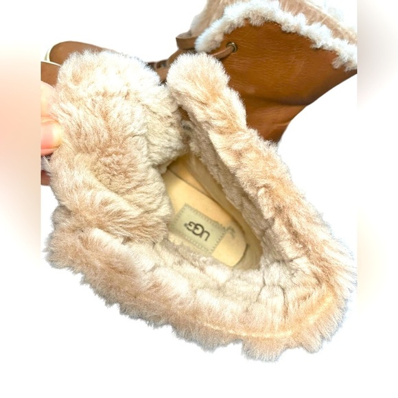 UGG starlyn high top leather sneakers | UGG leather boots with fur | size 7 - Picture 12 of 14